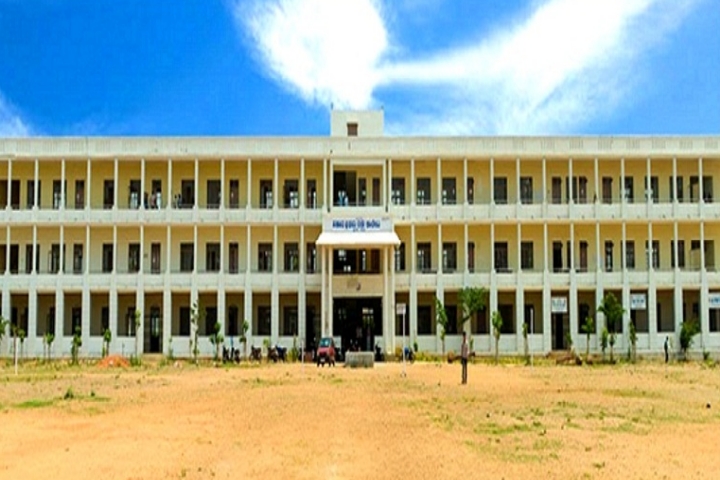 https://cache.careers360.mobi/media/colleges/social-media/media-gallery/22782/2019/6/11/Campus View of Government First Grade College Shimoga_Campus-View.jpg